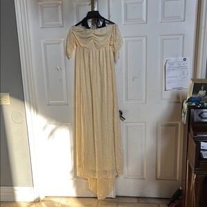 Elegant Cream Lace Maxi Dress